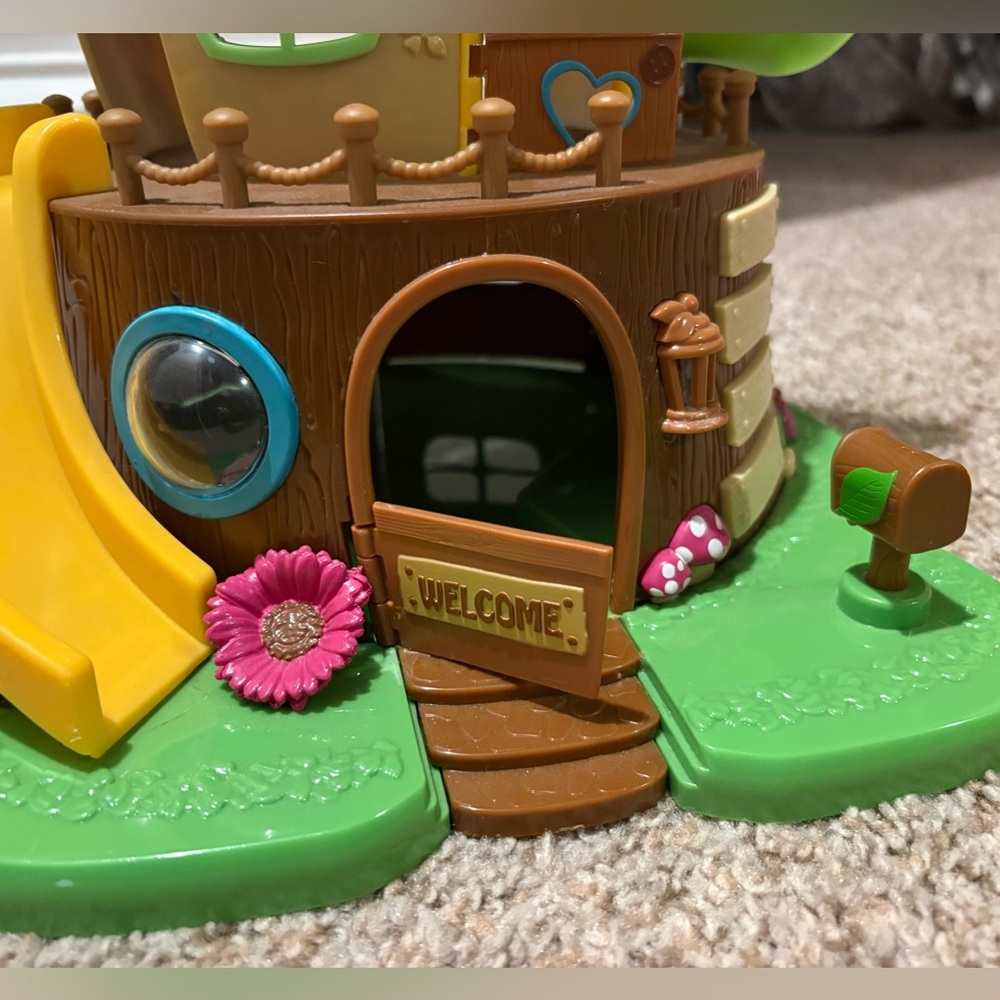 Li'l Woodzeez Acorn Play Treehouse Playset - Picture 2 of 6